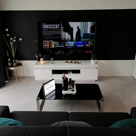 La Clef Des Bulles Apartment *